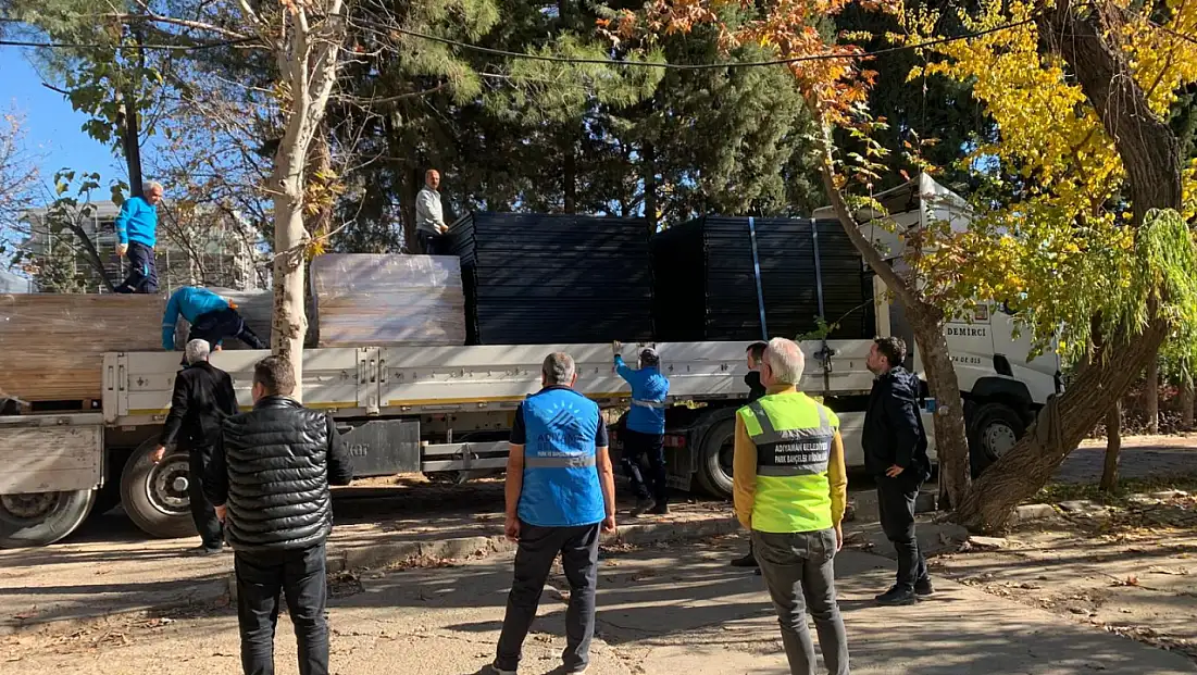 Bartın Belediyesinden Adıyaman’a park donatısı desteği