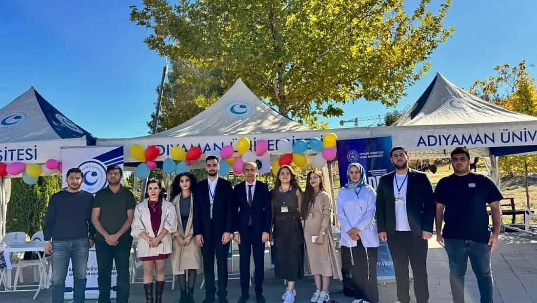 Rektör Keleş Güneş Enerjisi Şarj istasyonlarını inceledi