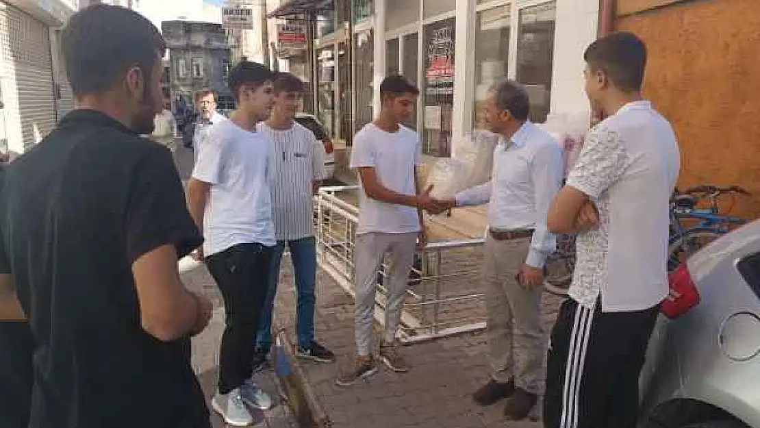 Kılınç, Mahallelerdeki Esnaf Ziyaretlerini Sürdürüyor