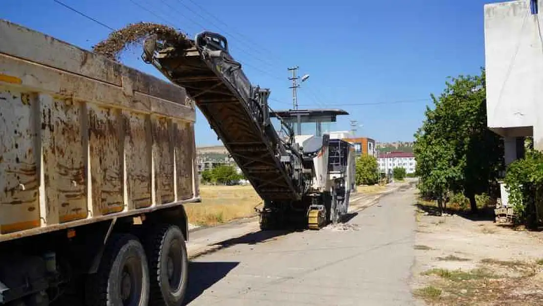 Adıyaman Siteler Mahallesinde Freze Çalışması Yapıldı