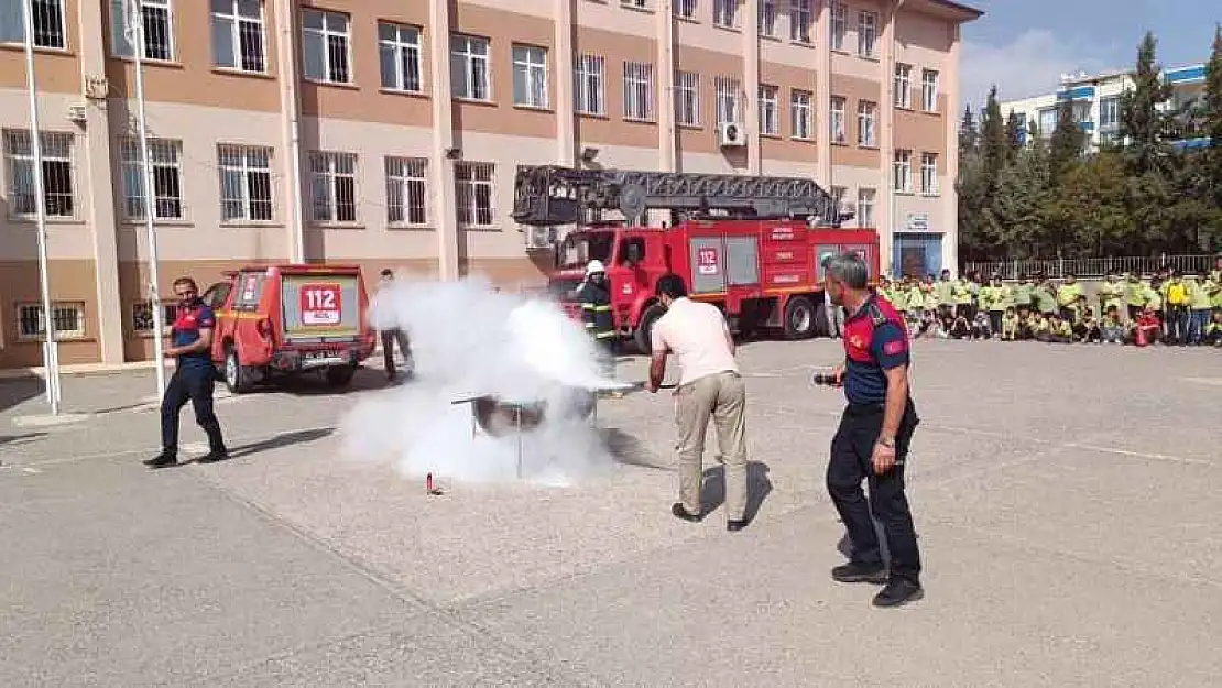 Öğrencilere İtfaiyecilik Bilgisi