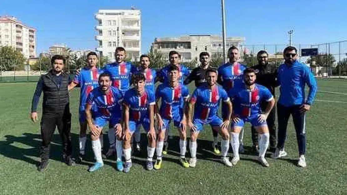 1958 Gölbaşıspor'dan 3-2'lik Galibiyet