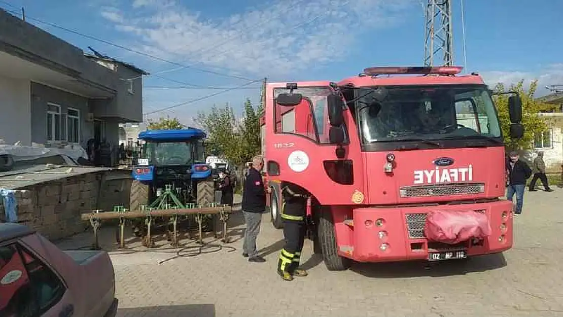 Evde Çıkan Yangın Paniğe Yol Açtı