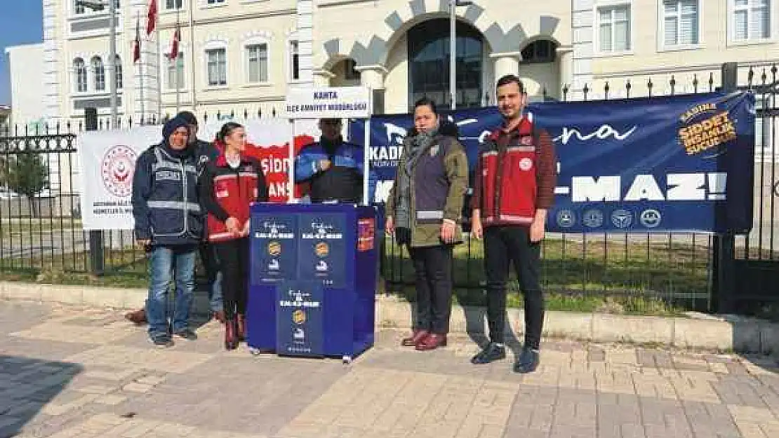 Kahta'da kadına el kalkamaz standı kuruldu