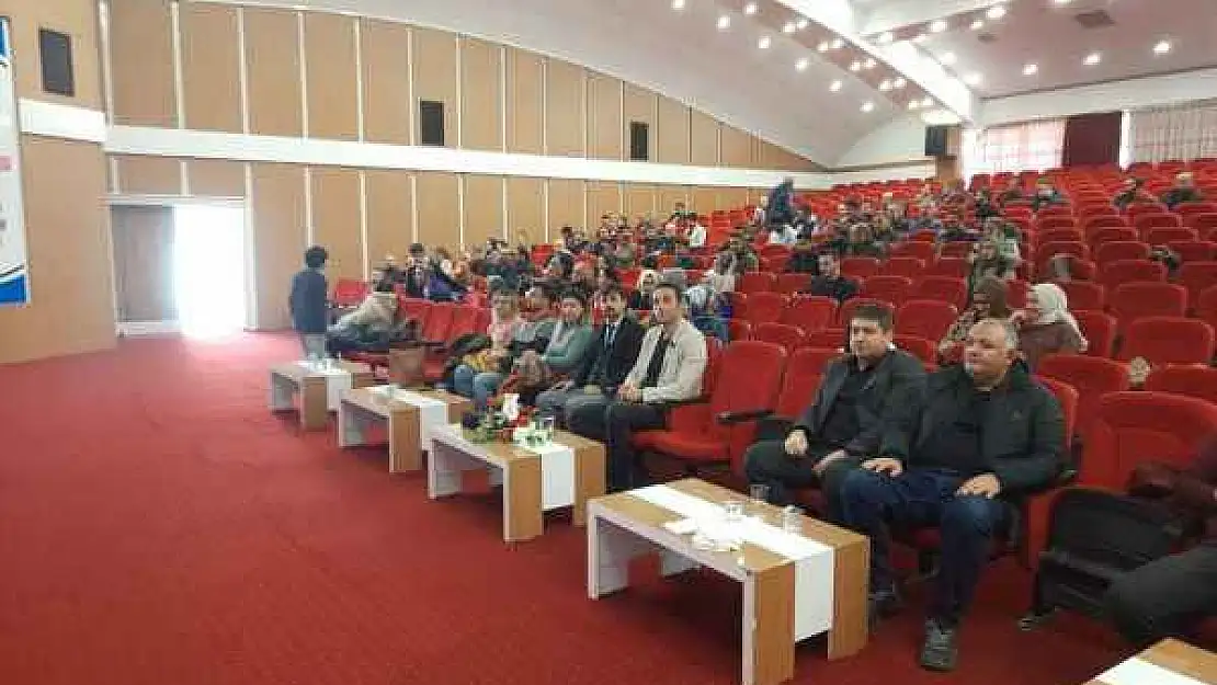 'Çocuk ve Ergenlerde Kayıp ve Yas Danışmanlığı' konferansı düzenlendi