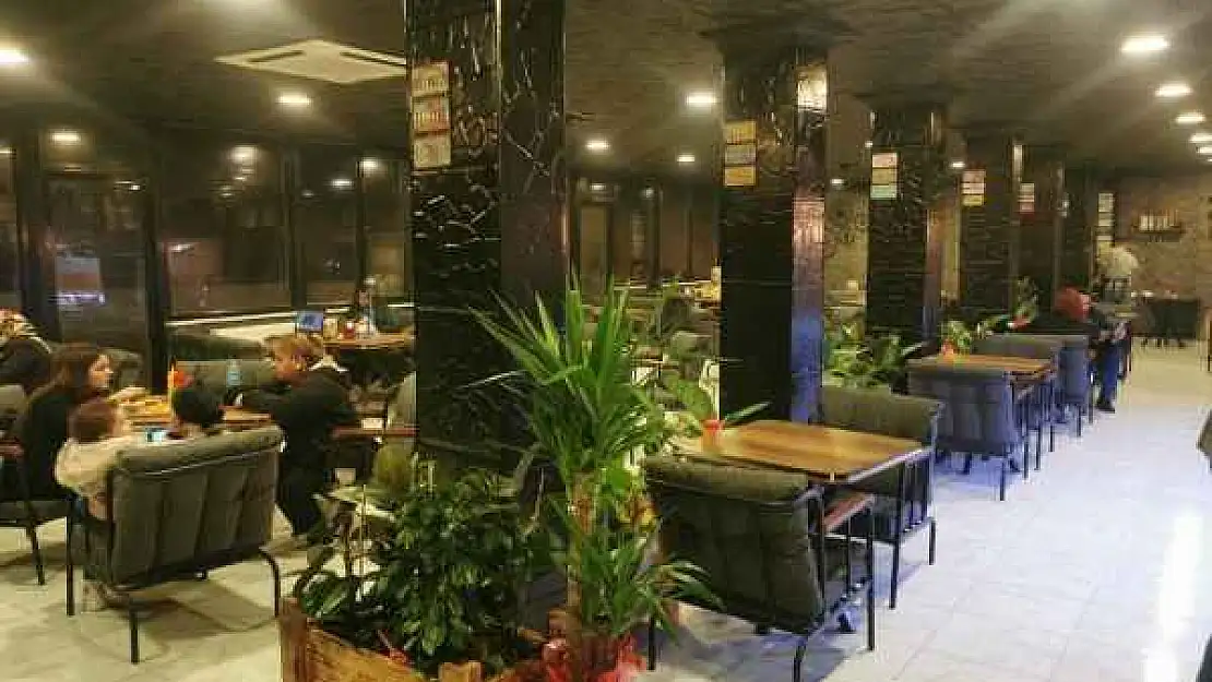 AKM kafe Restorasyondan Sonra Yeniden Hizmete Açıldı