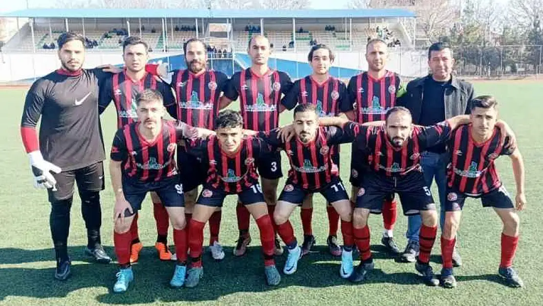 Besni Spor 1958 Gölbaşı Sporu 4-2 mağlup etti