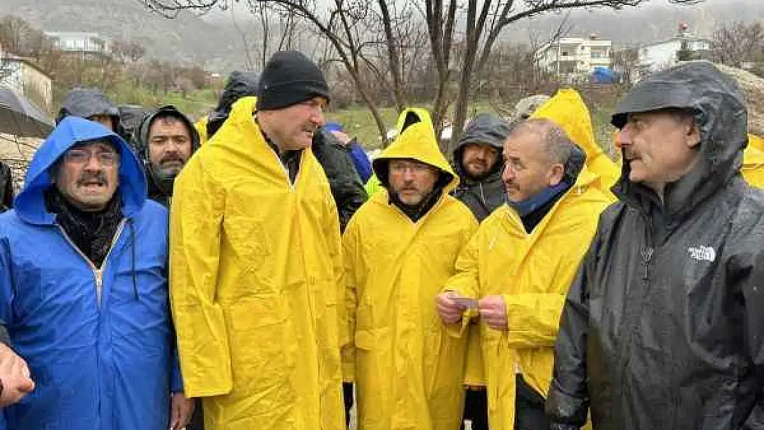 Bakan Soylu: 3 Kişiyi Arama Çalışmaları Sürüyor