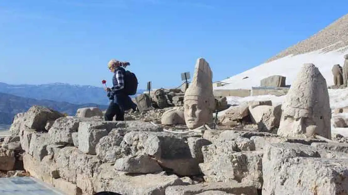 Bakan Ersoy'a Çağrı: Turizm Sezonunu Nemrut'ta Açın