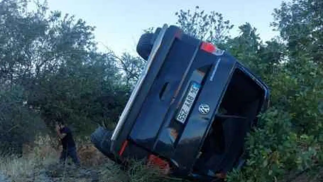 Adıyaman'da Kontrolden Çıkan Minibüs Takla Attı: 7 Yaralı