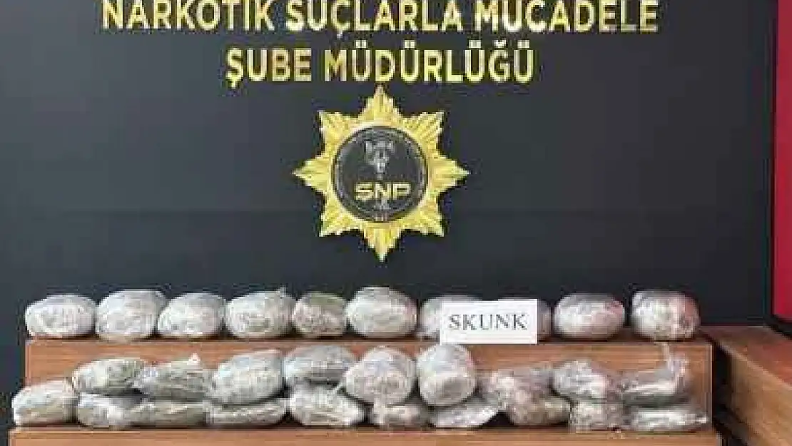 32 Kilo 660 Gram Skunk Ele Geçirildi: 4 Gözaltı