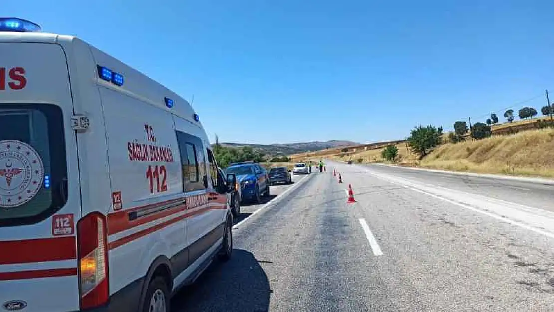 Adıyaman'da Otomobil Takla Attı: 1 Ölü, 2 Yaralı