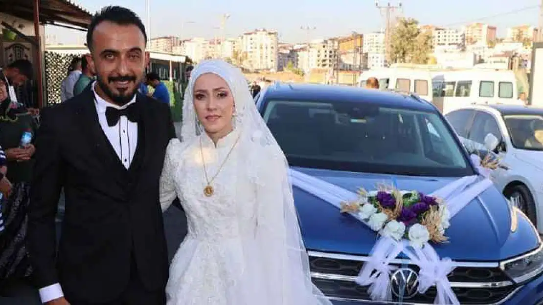 Depremzede Çiftin Nikah Töreni Konteyner Kentte Gerçekleşti