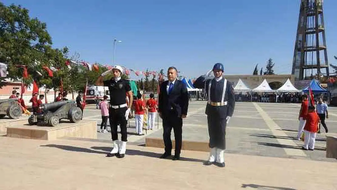 Mercidabık Zaferi ve Fırat Kalkanı Harekatı!nın yıldönümü Kilis'te kutlandı