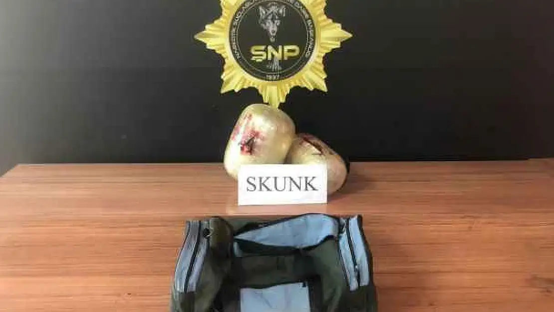 5,5 Kilo Skunk Ele Geçirildi: 5 Gözaltı