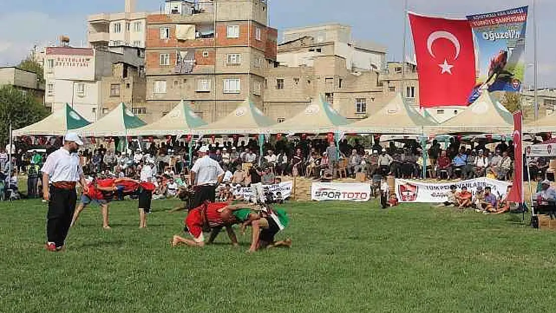 Aşırtmalı Aba Güreşi Türkiye Şampiyonası İle Sona Erdi