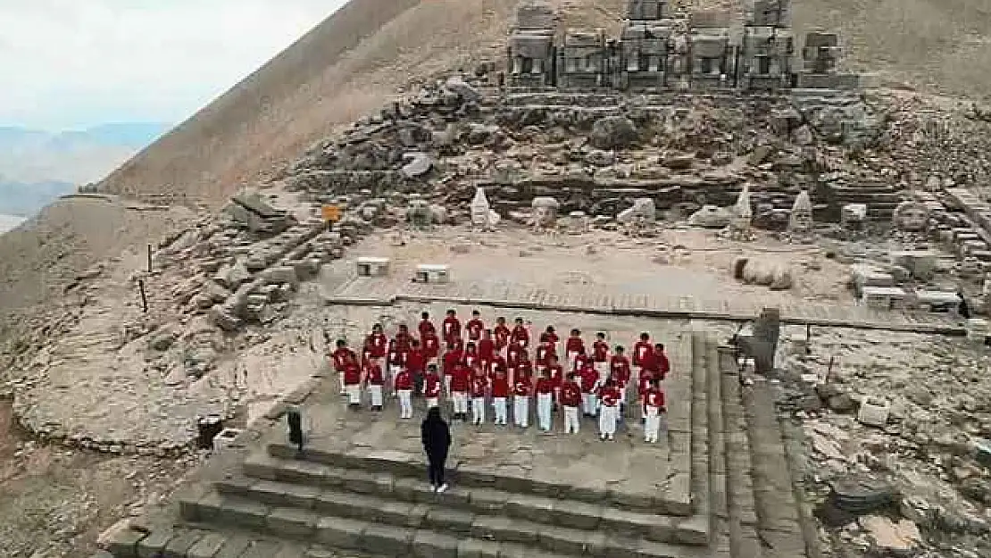 Fazıl Say'ın 100. Yıl Marşı, Nemrut Dağı zirvesinde seslendirildi