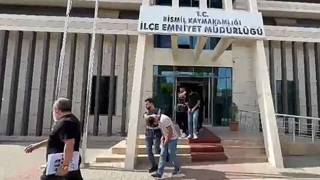 Müstehcen Görüntüyle Şantaj Yapan Çete Yakayı Ele Verdi