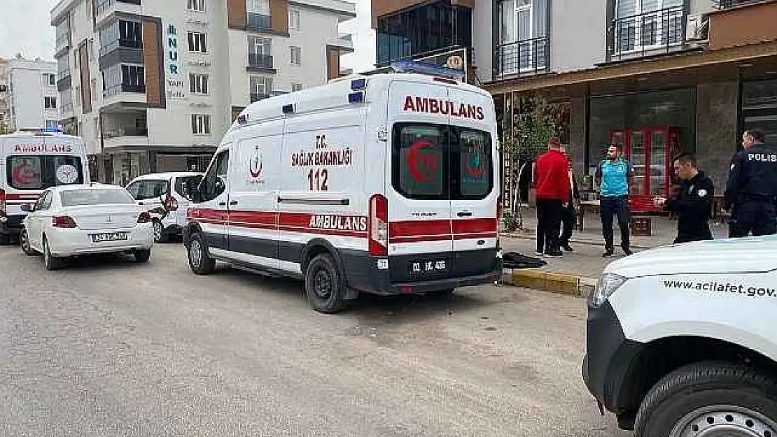 Yaralı Taşıyan Ambulans İle Minibüs Çarpıştı: 1 Yaralı