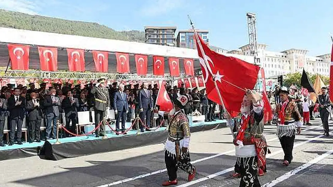 Cumhuriyetin 100. Yılı Kahramanmaraş'da Büyük Bir Coşkuyla Kutlandı