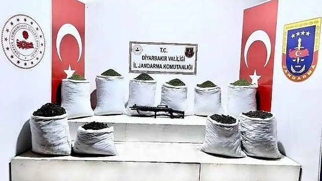 454 Kilo esrar ele geçirildi: 3 gözaltı