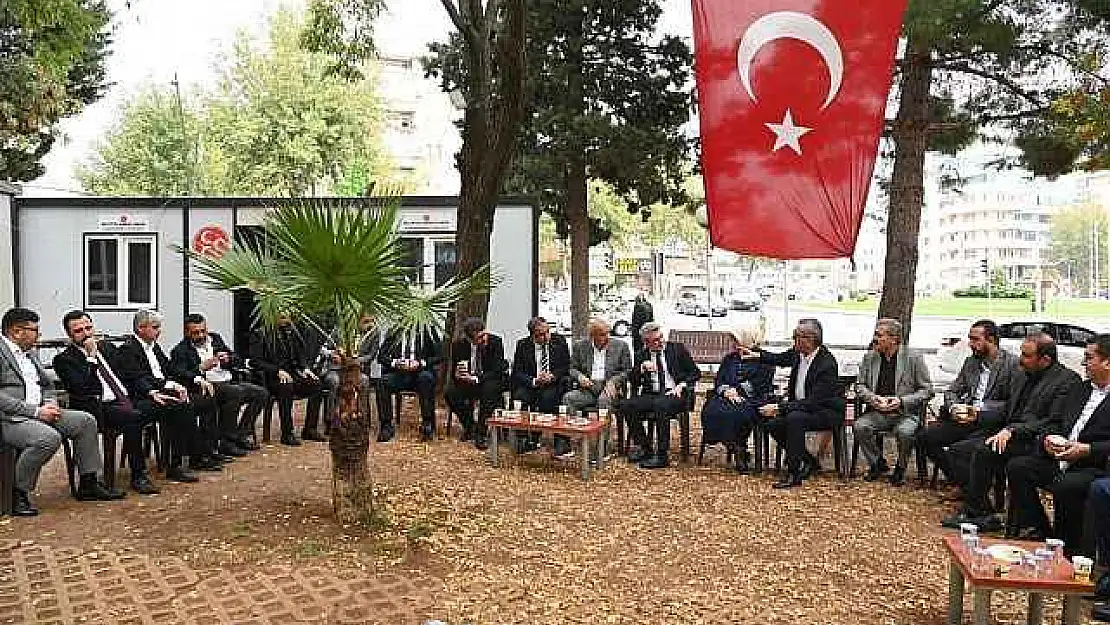 Başkan Güngör'den MHP İl Başkanı Demiröz'e Hayırlı Olsun Ziyareti