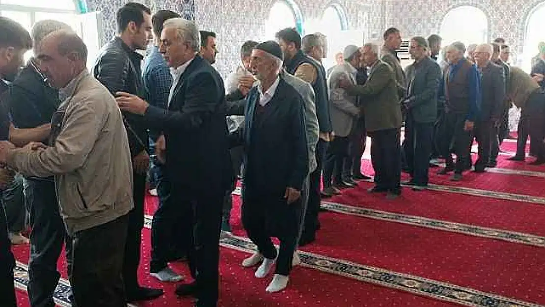 Dicle'de İki Aile Arasındaki 47 Yıllık Husumet Barışla Bitti