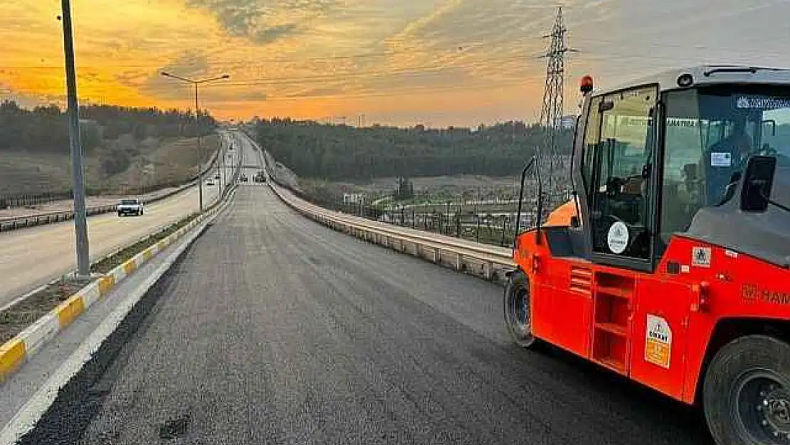 Adıyaman'da asfalt çalışmaları aralıksız devam ediyor