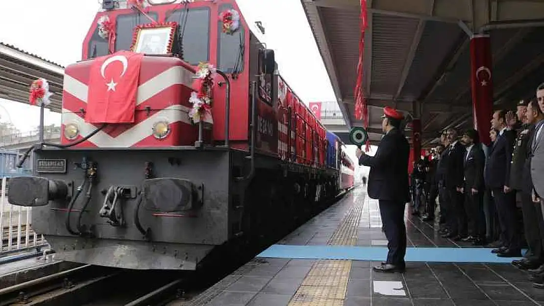 Atatürk'ün Diyarbakır'a gelişinin 86. yıl dönümü törenle kutlandı