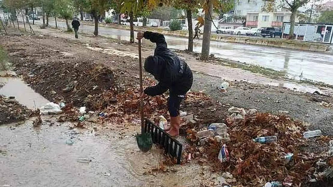 Gölbaşı'nda mazgallar temizleniyor