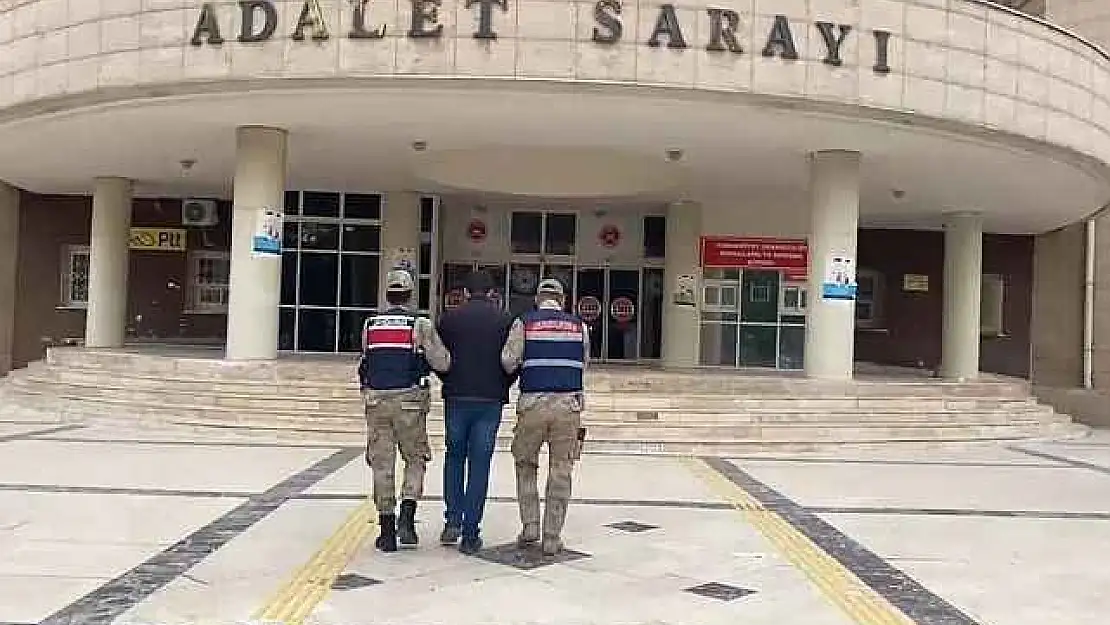 Şanlıurfa'da aranan dolandırıcı sahte kimlikle yakalandı