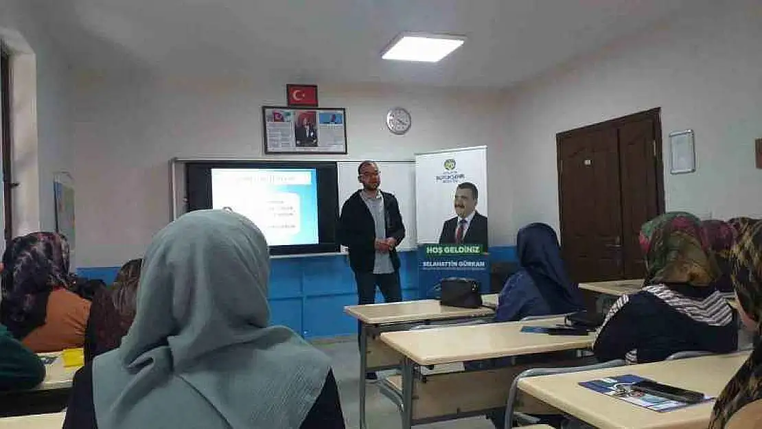 Malatya'da ebeveynlere eğitim semineri verildi