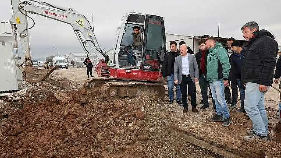 Vali Varol Vartana Prefabrik Kentte İncelemelerde Bulundu