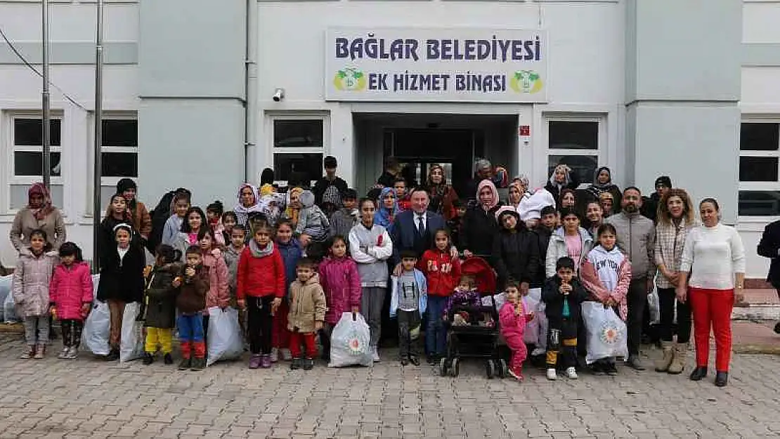 Bağlar ilçesinde 11 ayda 3 bin 152 çocuğa giysi desteği sağlandı