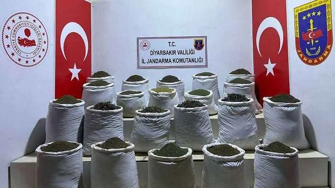 Diyarbakır'da 1 ton 148 kilogram esrar ele geçirildi