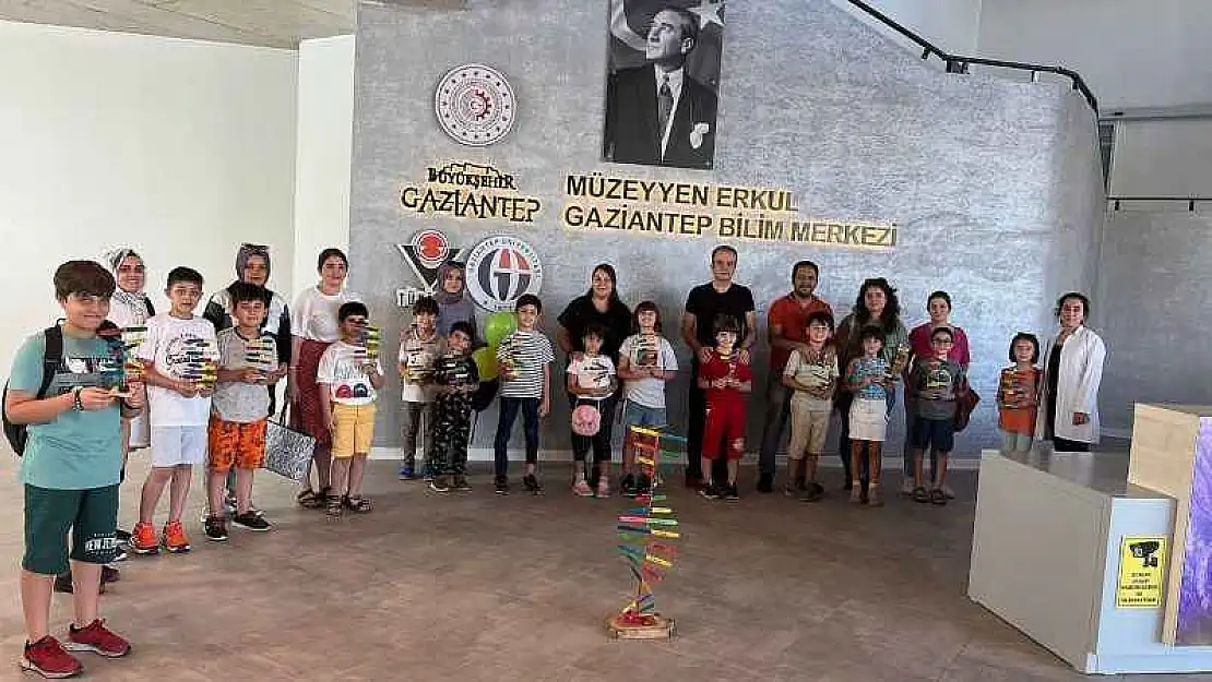 Çocuklara Özel 'Bilim Dolu Cumartesi' Etkinlikleri Düzenliyor