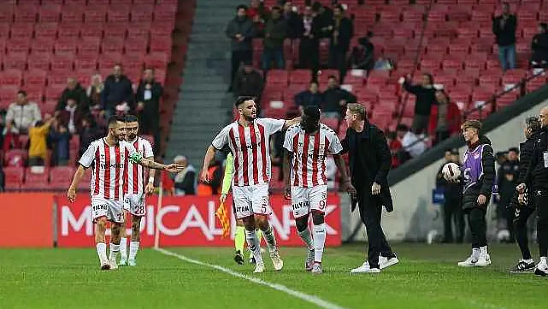 Samsunspor Kasımpaşa maçı seyirci sayısı