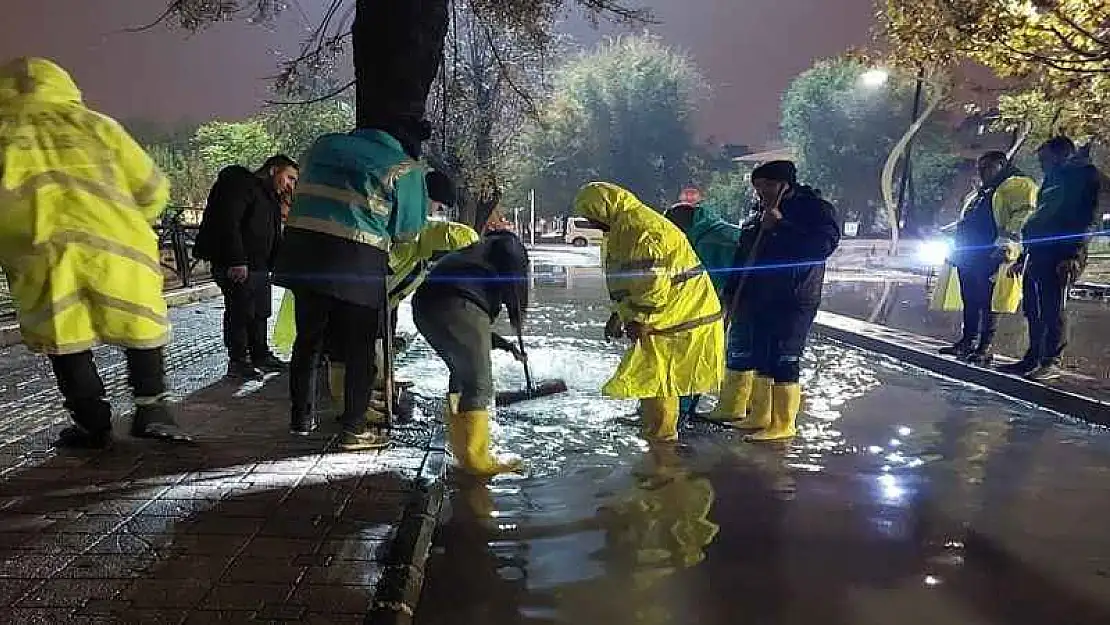 Gaziantep'te yoğun yağışın sebep olduğu olumsuzluklar giderildi