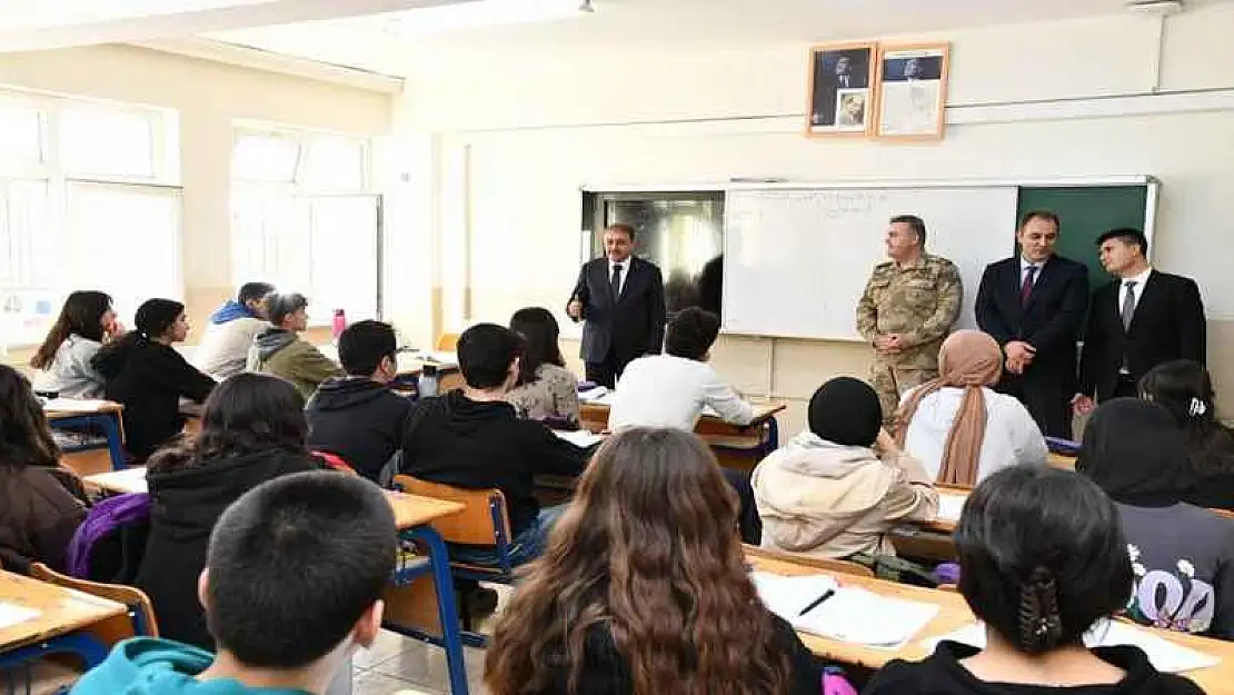 Vali Şıldak Birecik'te Temaslarda Bulundu