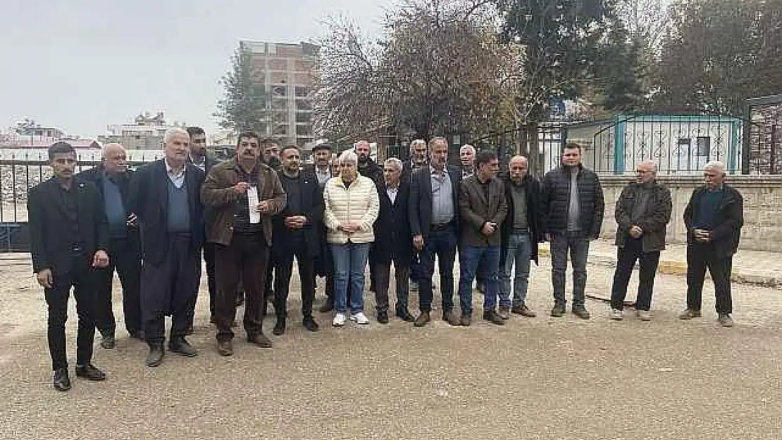 Adıyaman'da vatandaşlar elektrik faturalarına tepki gösterdi