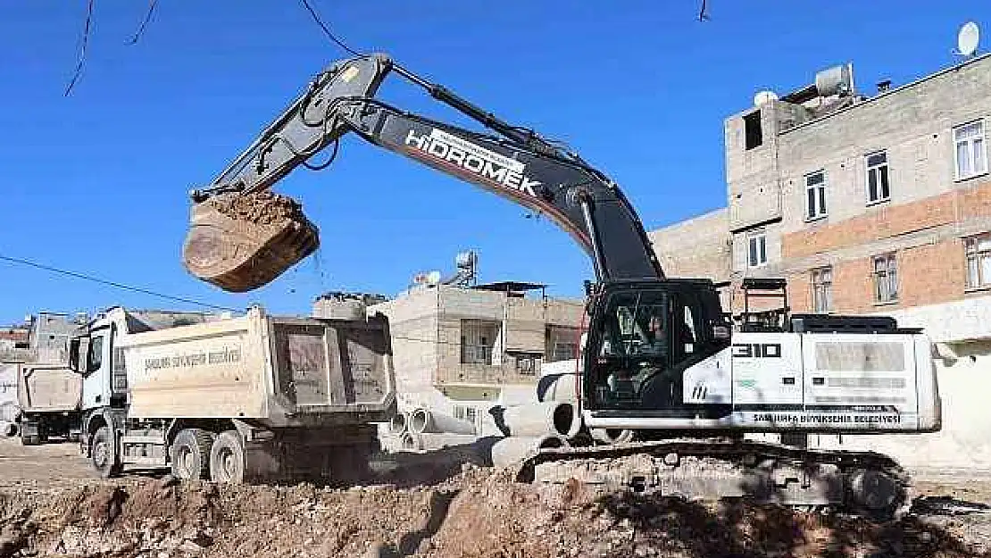 Büyükşehir Belediyesi trafiği rahatlatmaya devam ediyor