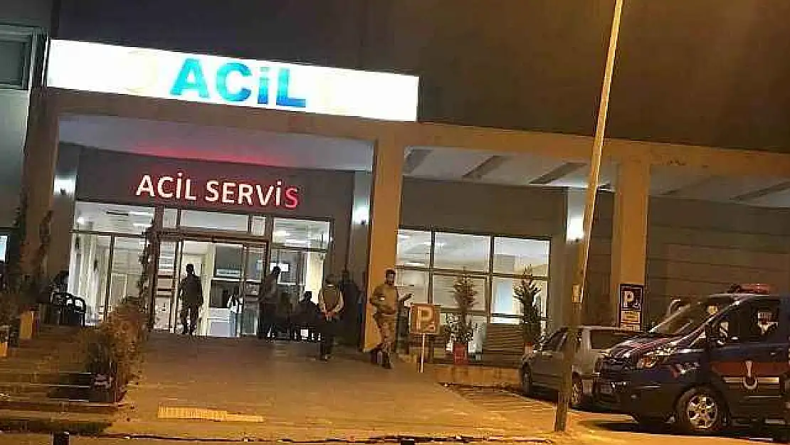 Siverek'te otomobil ile tır çarpıştı: 3 yaralı