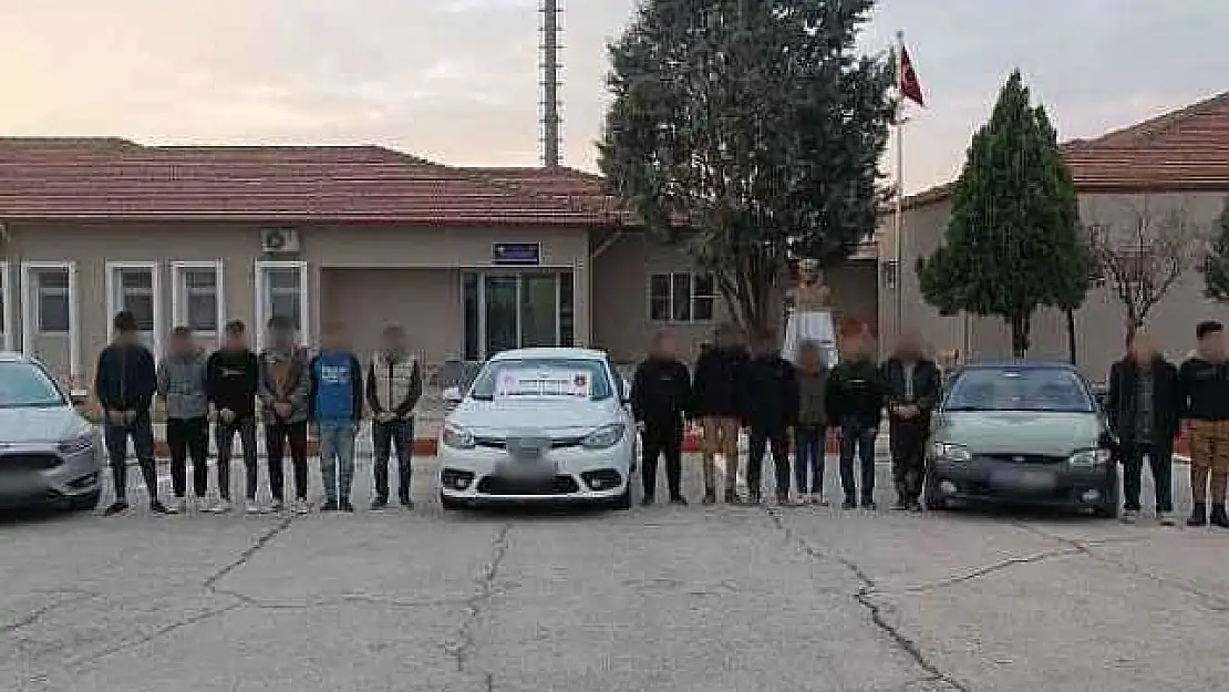 Gaziantep'te kalkan operasyonu: 19 düzensiz göçmen ile 3 organizatör yakalandı