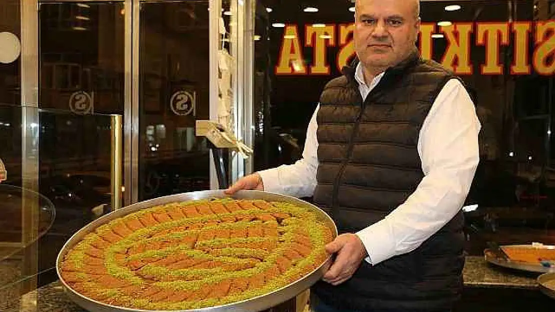 Diyarbakır'da yılbaşı nedeniyle günlük 2 ton tatlı satışı hedefleniyor