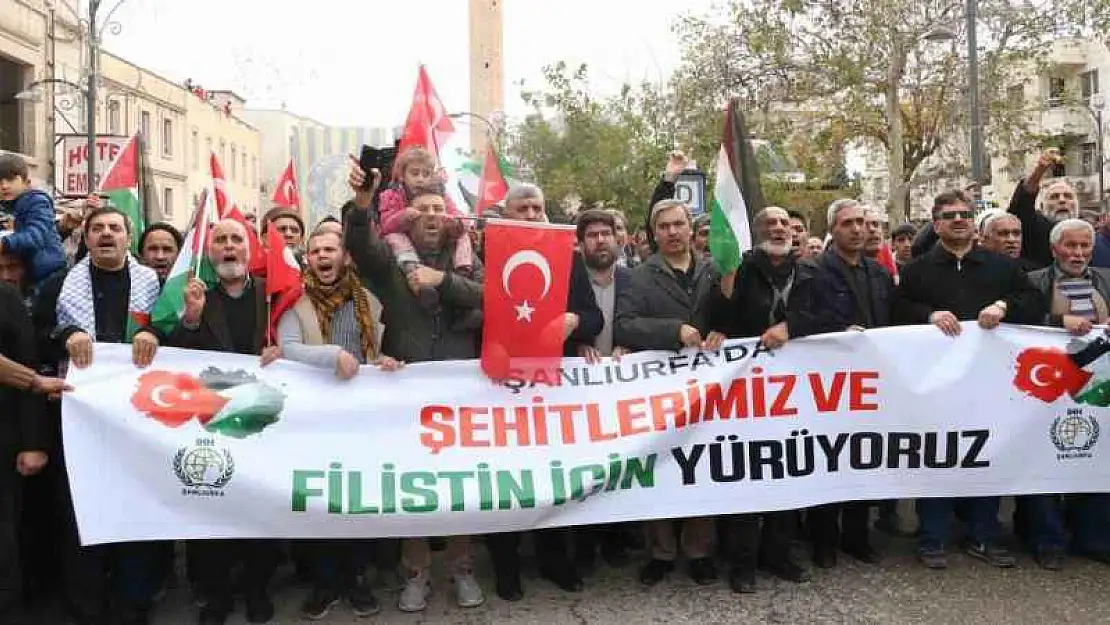 Şanlıurfalılar Filistin ve şehitler için ayağa kalktı