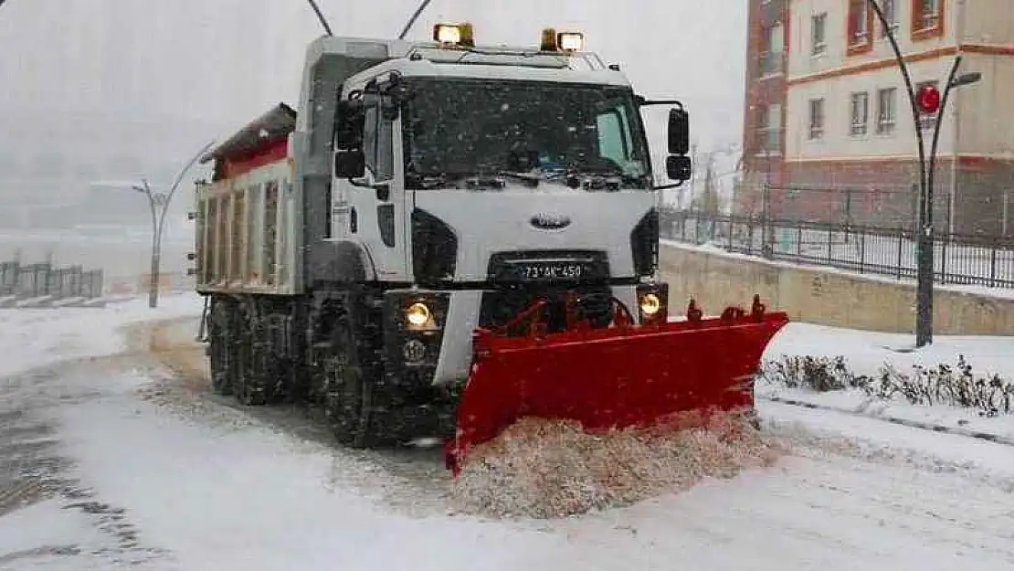 Şırnak Belediyesinden vatandaşlara kar uyarısı