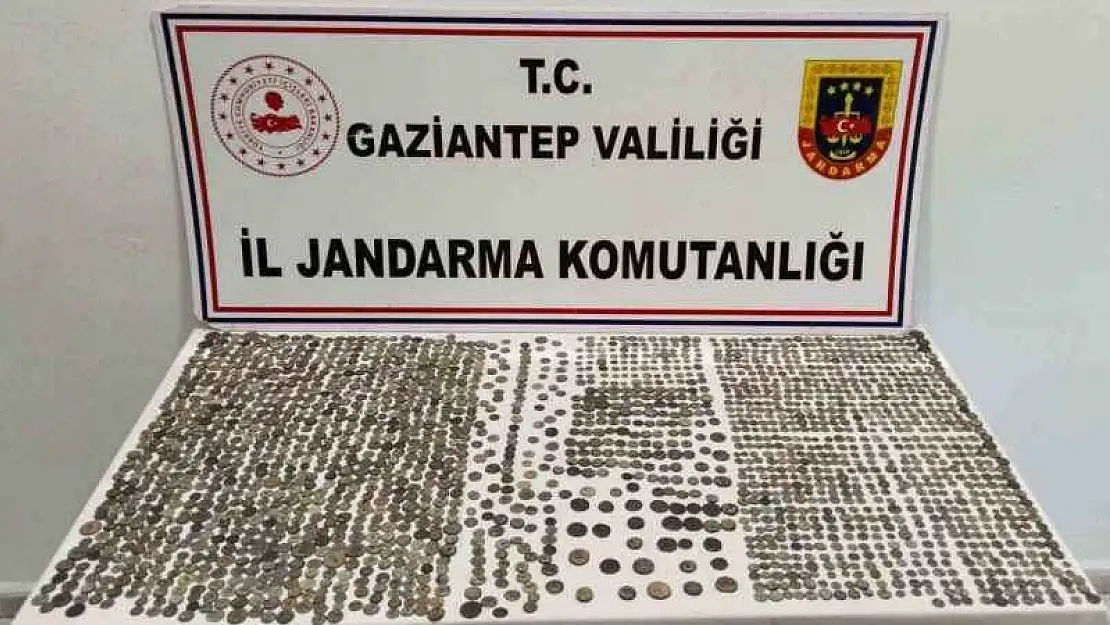 Gaziantep'te Roma dönemine ait 2 bin 51 adet gümüş sikke ele geçirildi