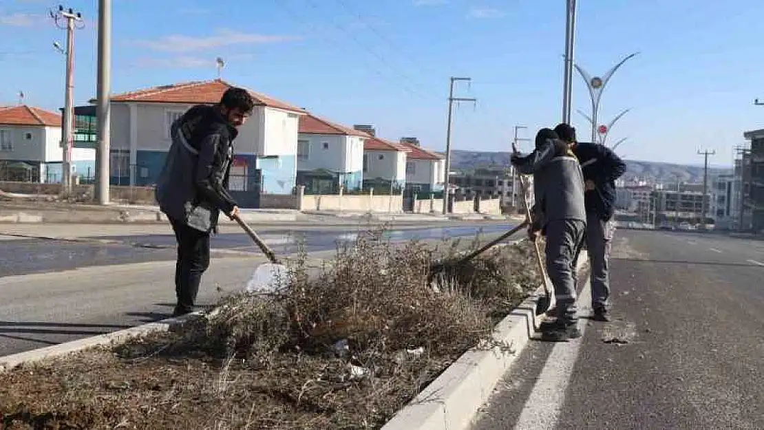 Ergani Belediyesi genel temizlik çalışmaları gerçekleştirdi