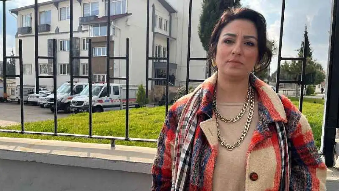 Tayini çıkan müdürün arkasından davul zurna çaldırdılar