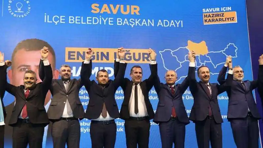 AK Parti, Mardin'de belediye başkan adaylarını tanıttı